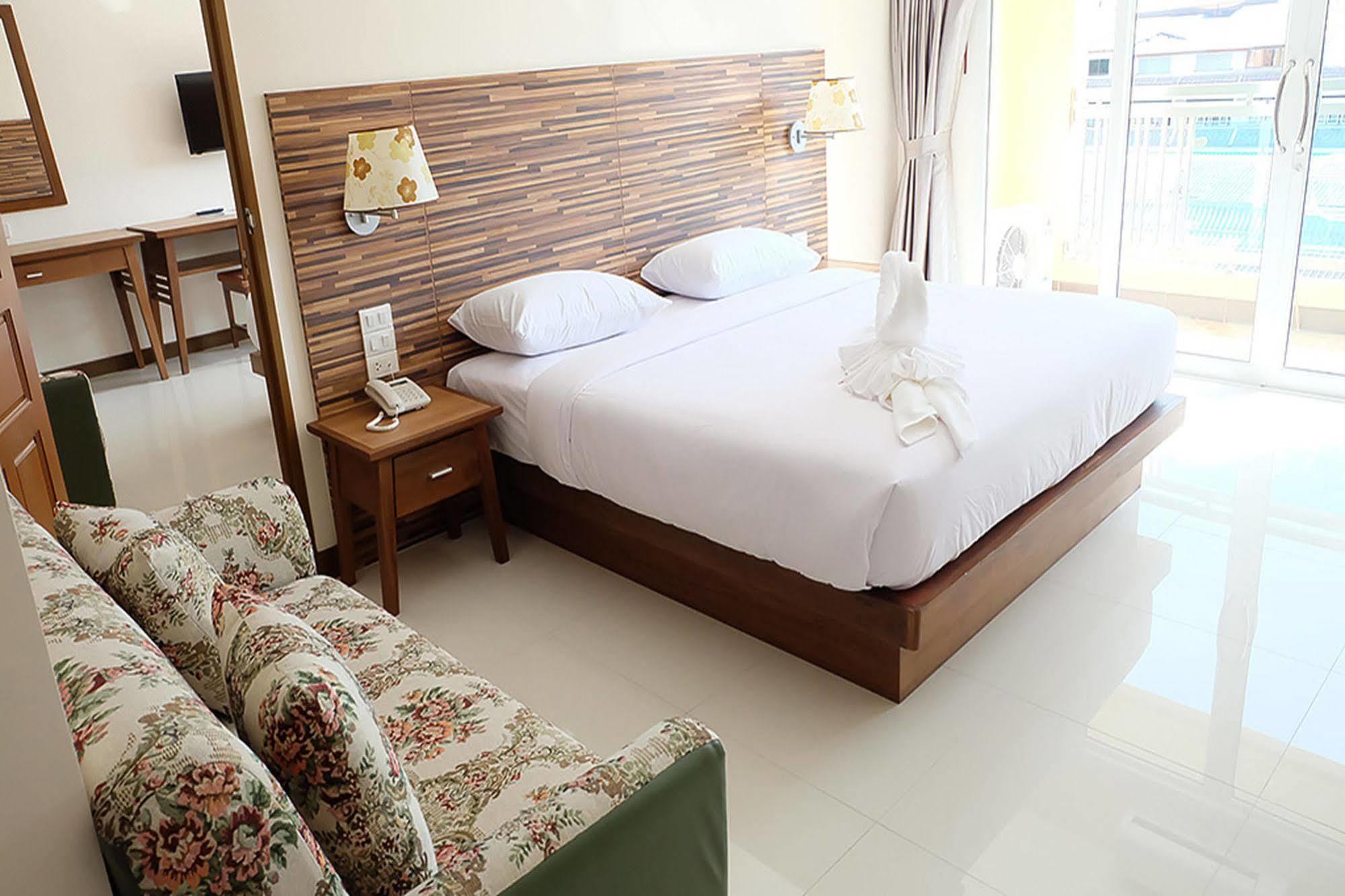 D Hotel Паттая Екстер'єр фото