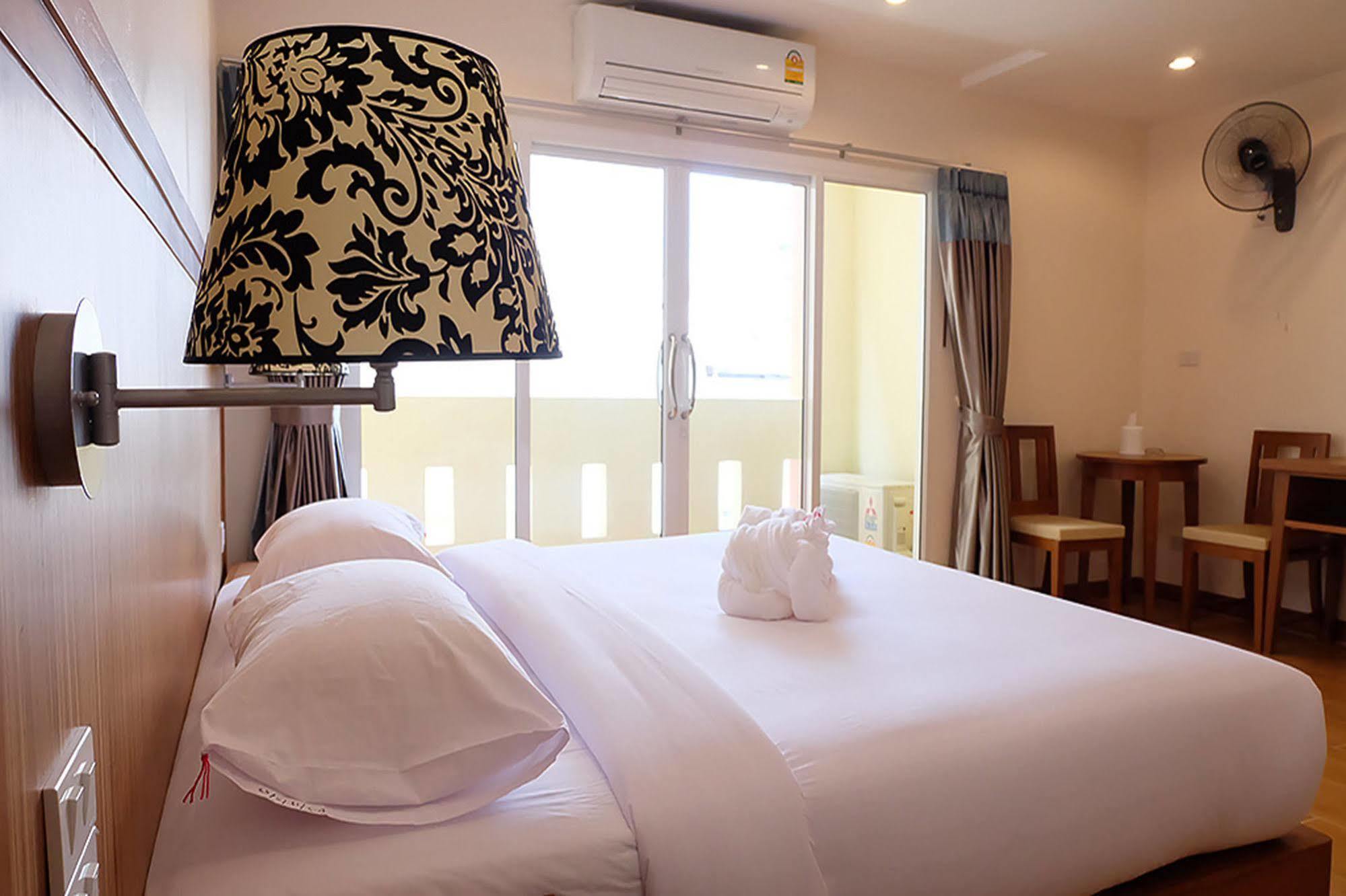 D Hotel Паттая Екстер'єр фото