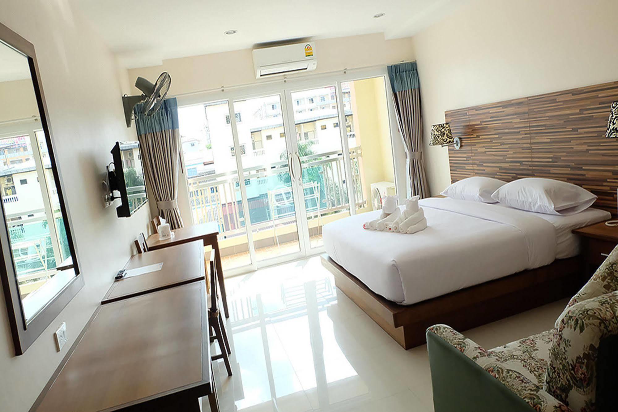 D Hotel Паттая Екстер'єр фото